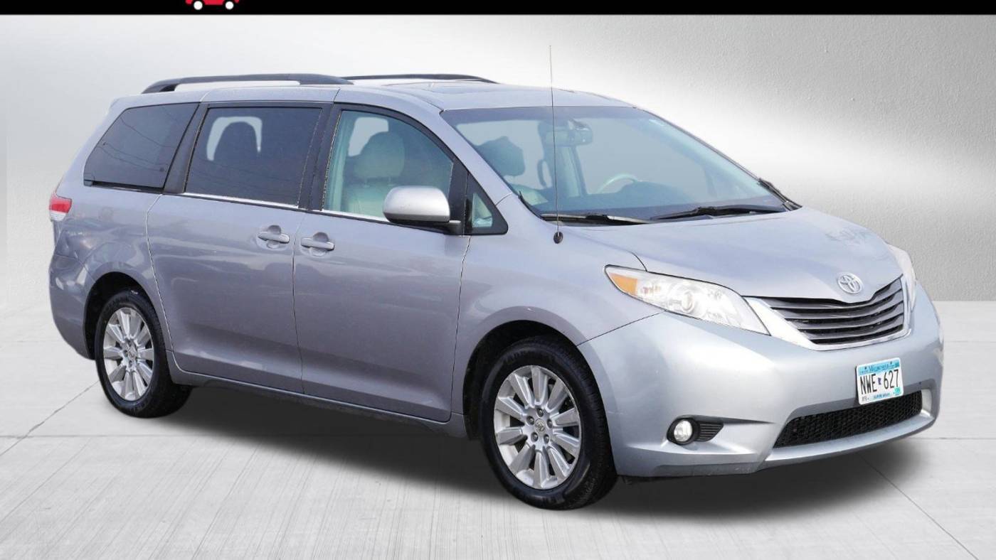 2011 Toyota Sienna XLE — Minivan — 182,684 mi — Bloomington, MN