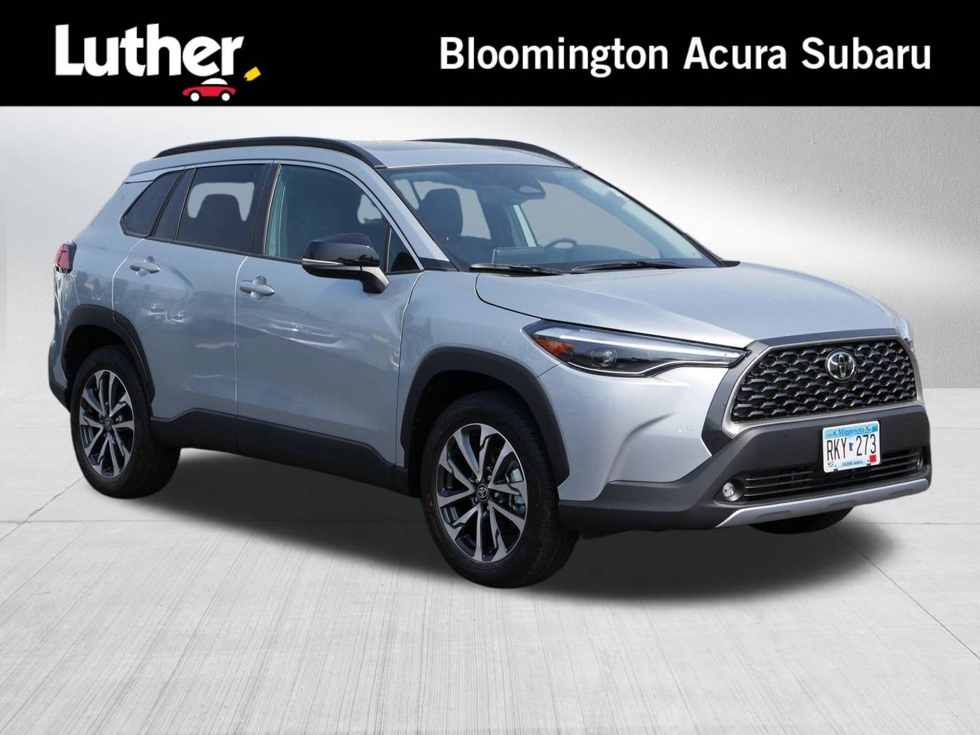2025 Toyota Corolla Cross XLE — SUV — 1,037 mi — Bloomington, MN