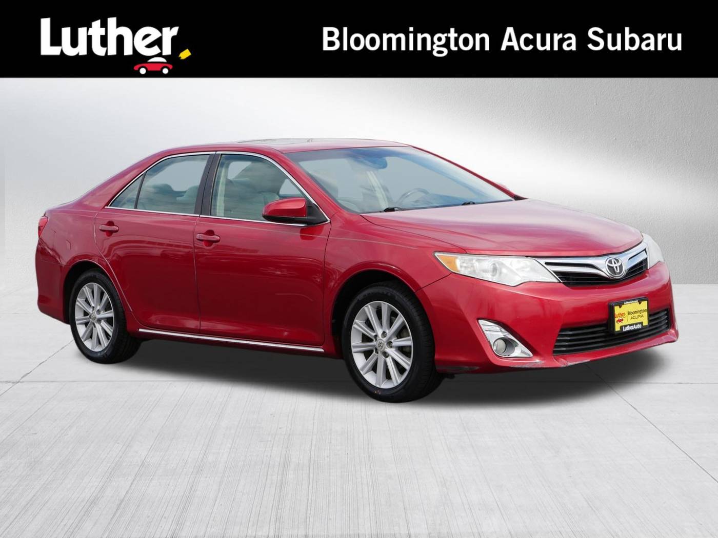 2012 Toyota Camry XLE — Sedan — 64,789 mi — Bloomington, MN