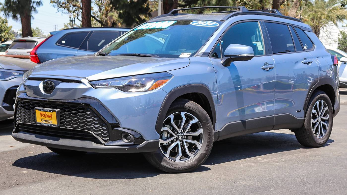 2024 Toyota Corolla Cross Hybrid SE — SUV — 19,207 mi — Cerritos, CA