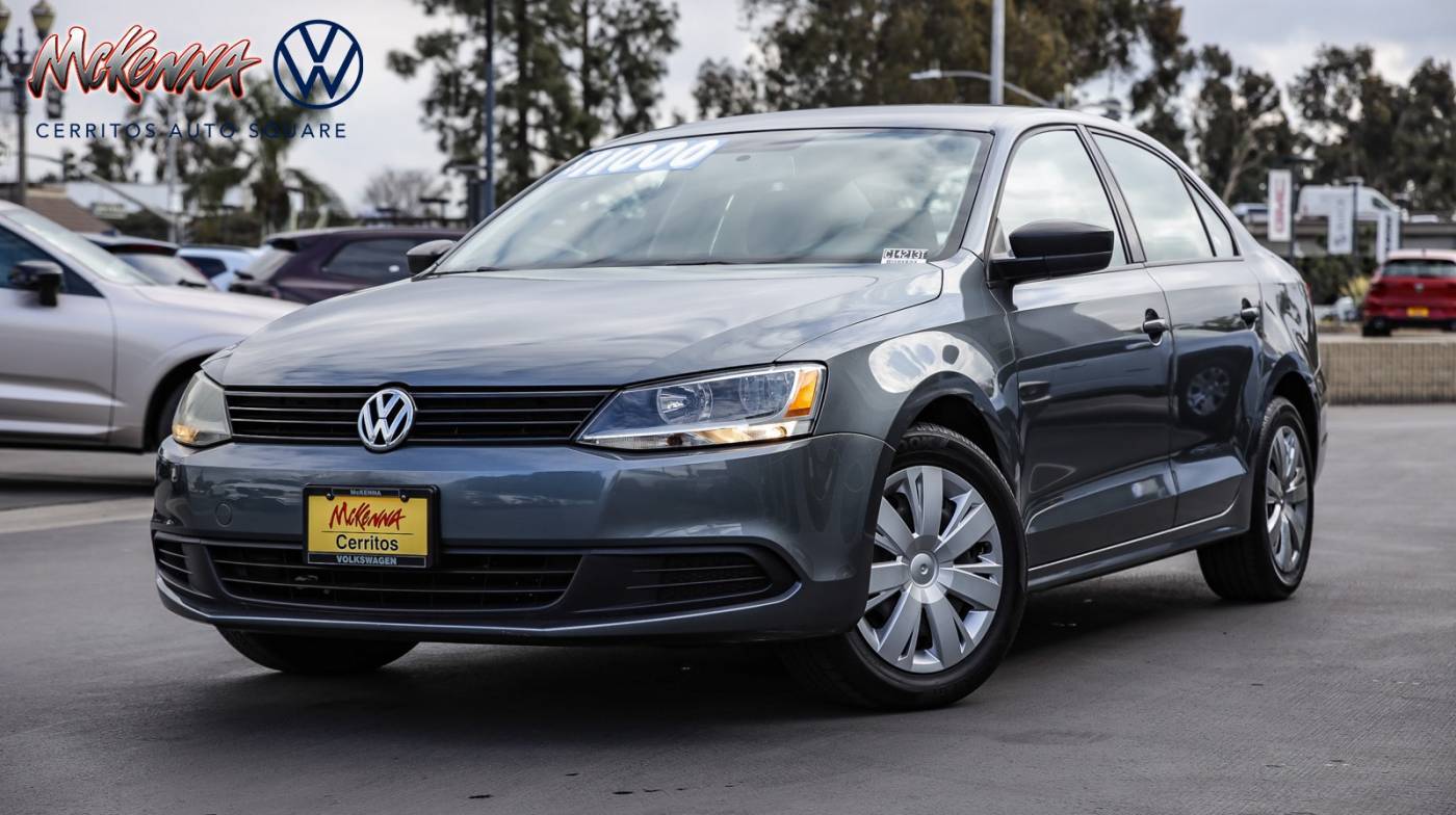 2011 Volkswagen Jetta Base — Sedan — 32,941 mi — Cerritos, CA