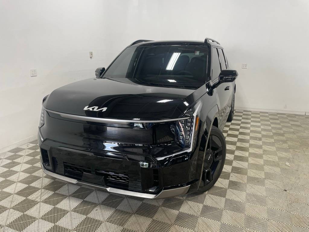 2024 Kia EV9 GT-Line — SUV — 9,000 mi — Brook Park, OH