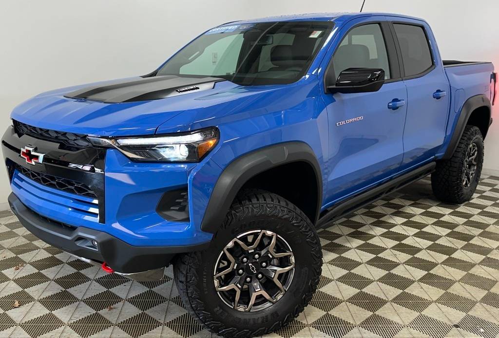 2025 Chevrolet Colorado ZR2 — Pickup Truck — 2,350 mi — Brook Park, OH