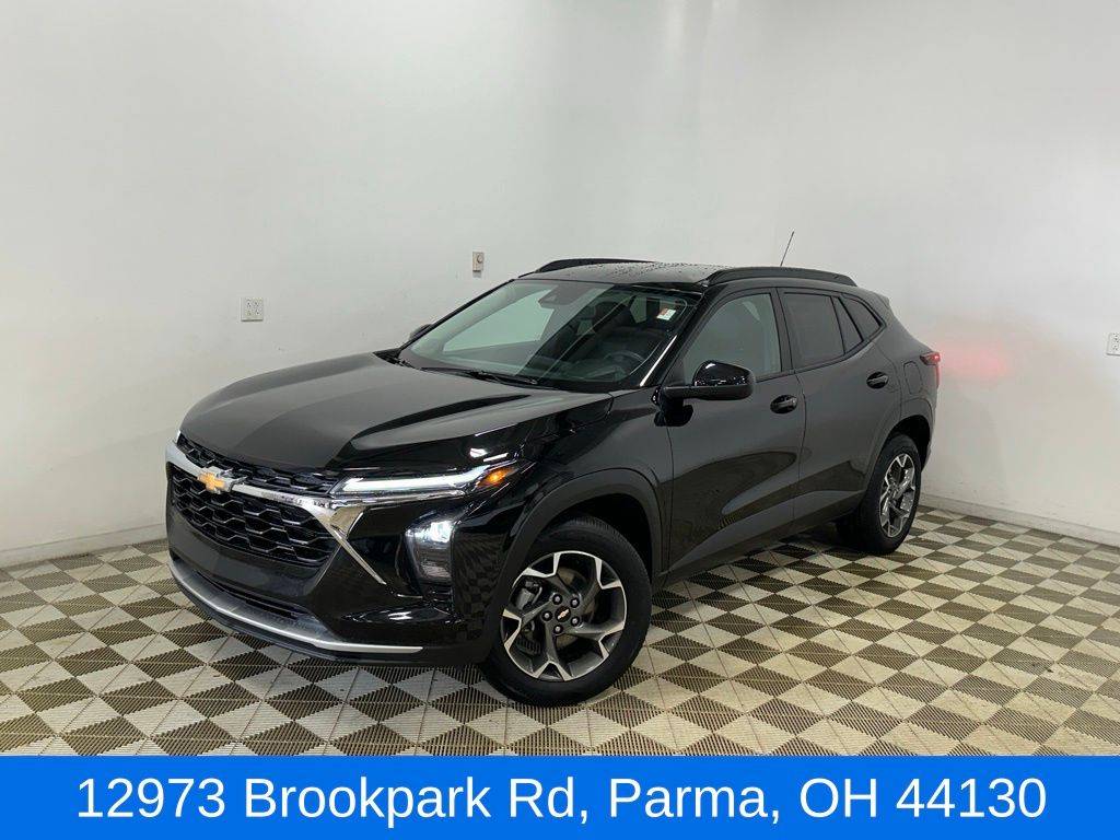 2025 Chevrolet Trax LT — SUV — 30,210 mi — Brook Park, OH