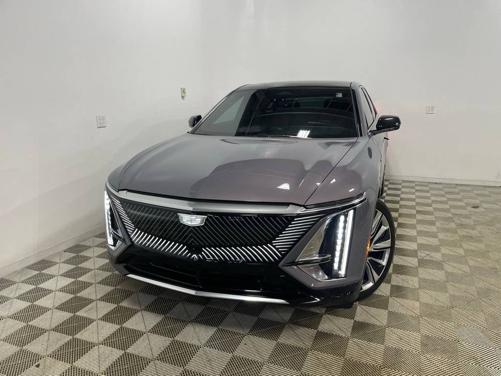 2024 Cadillac LYRIQ Luxury — SUV — 33,288 mi — Brook Park, OH