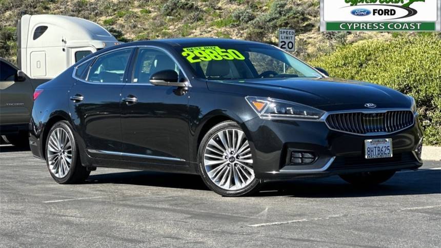 2018 Kia Cadenza Limited — Sedan — 49,913 mi — Seaside, CA