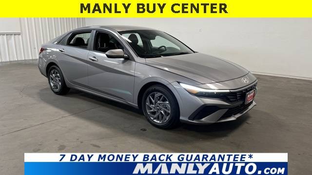 2024 Hyundai Elantra SEL — Sedan — 11,489 mi — Santa Rosa, CA