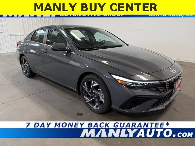 2025 Hyundai Elantra Hybrid Limited — Sedan — 295 mi — Santa Rosa, CA