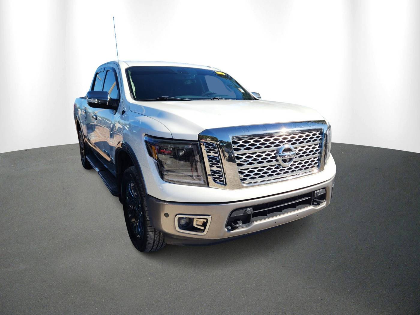 2019 Nissan Titan Platinum Reserve — Pickup Truck — 131,625 mi — Lutz, FL