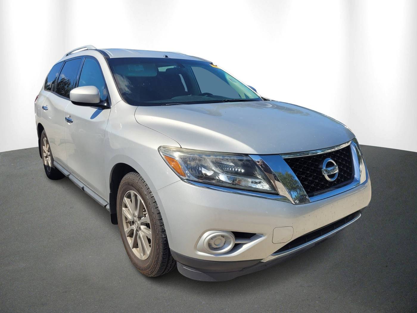 2016 Nissan Pathfinder S — SUV — 135,335 mi — Lutz, FL