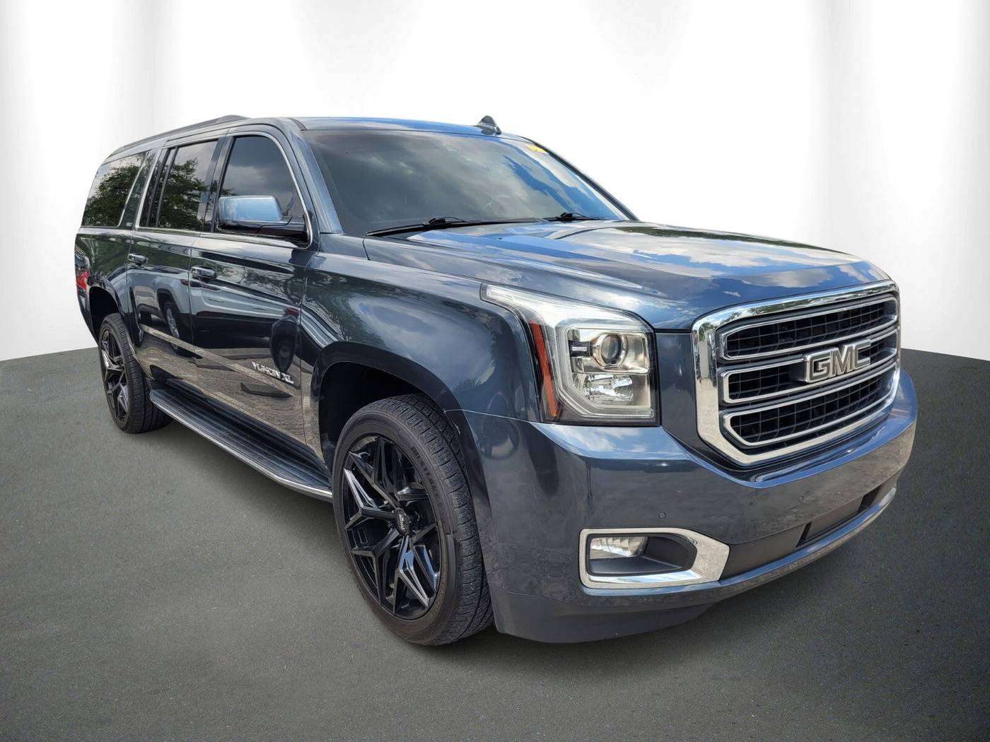 2019 GMC Yukon SLT — SUV — 100,508 mi — Lutz, FL