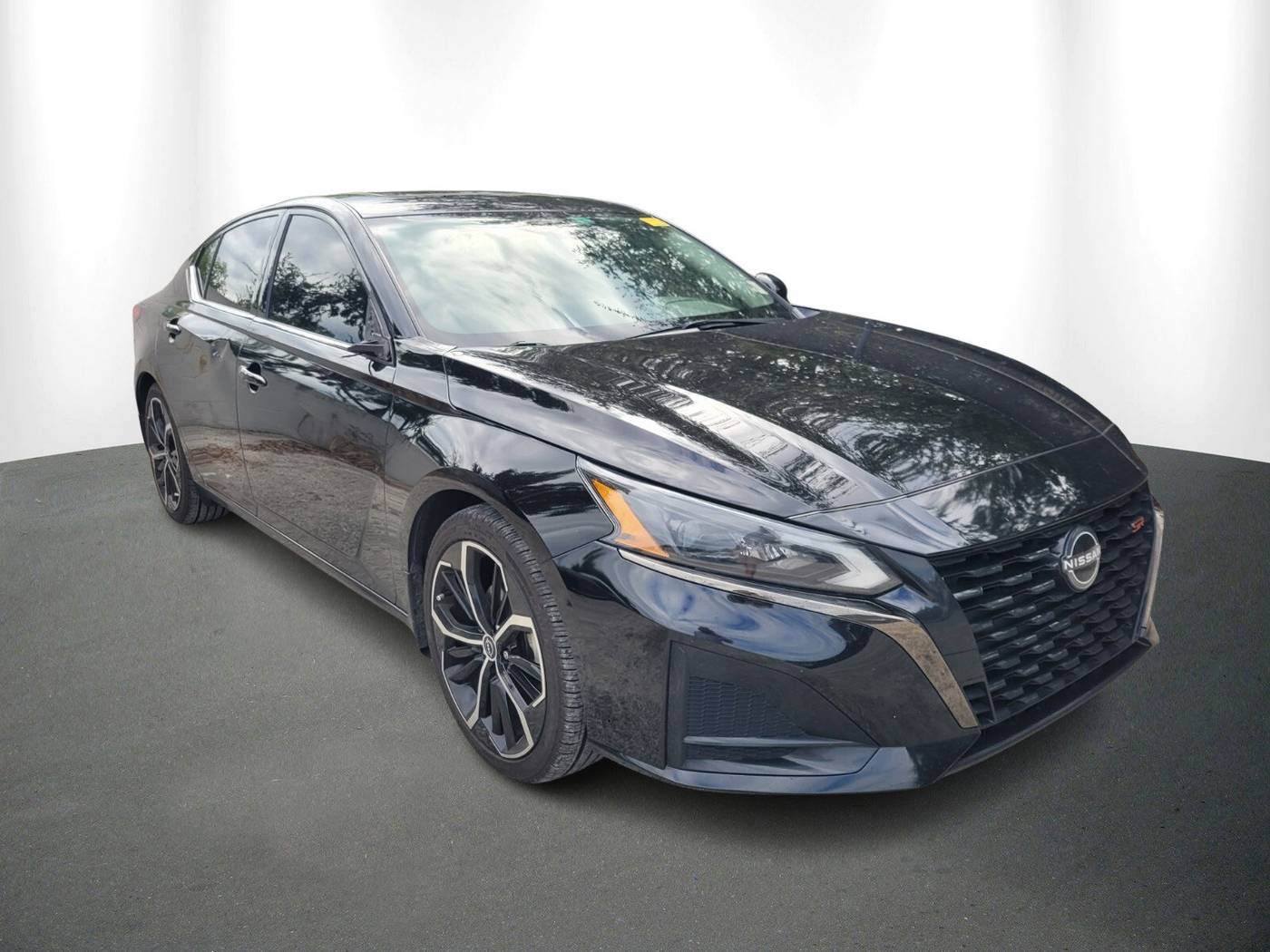 2023 Nissan Altima SR — Sedan — 89,485 mi — Lutz, FL