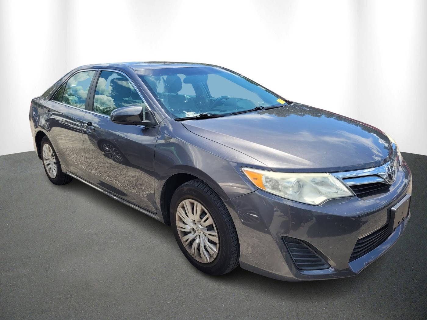 2014 Toyota Camry L — Sedan — 96,578 mi — Lutz, FL