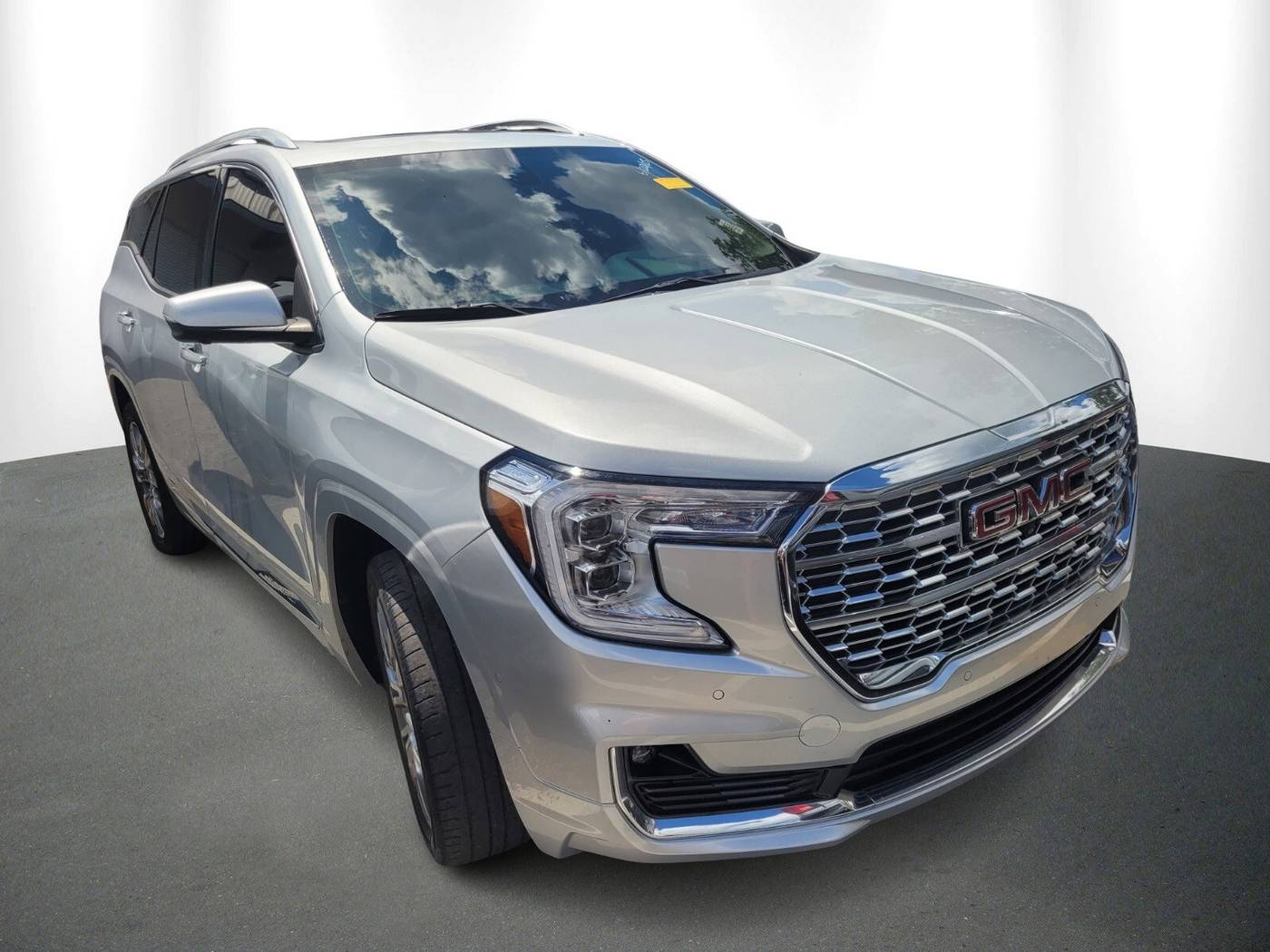 2022 GMC Terrain Denali — SUV — 28,487 mi — Lutz, FL