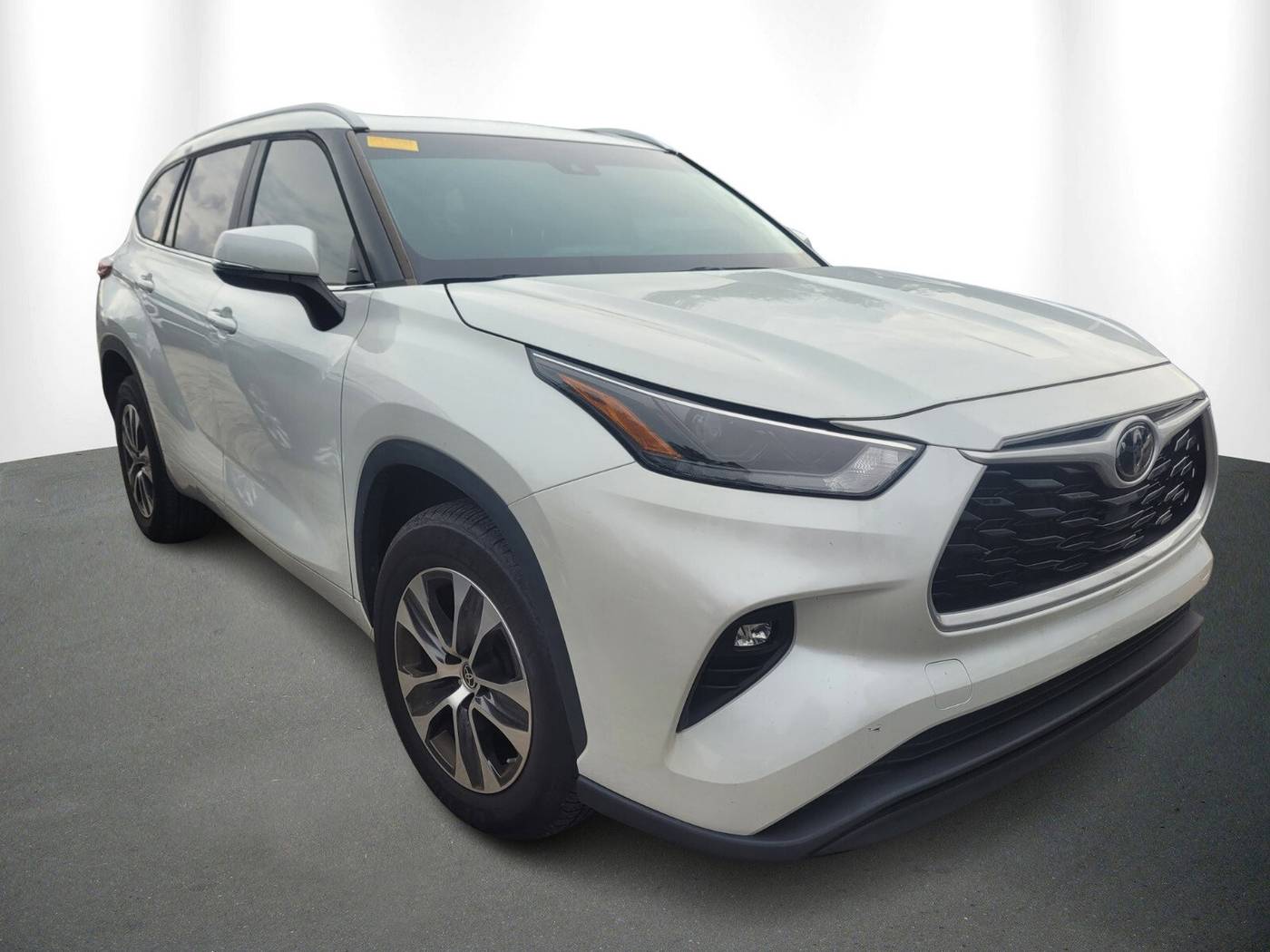 2023 Toyota Highlander L — SUV — 46,358 mi — Lutz, FL