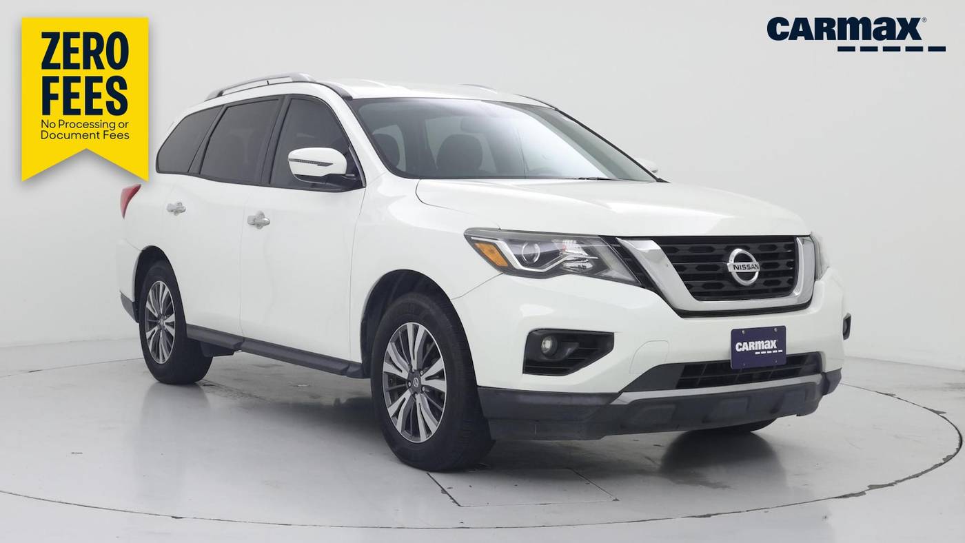 2018 Nissan Pathfinder SV