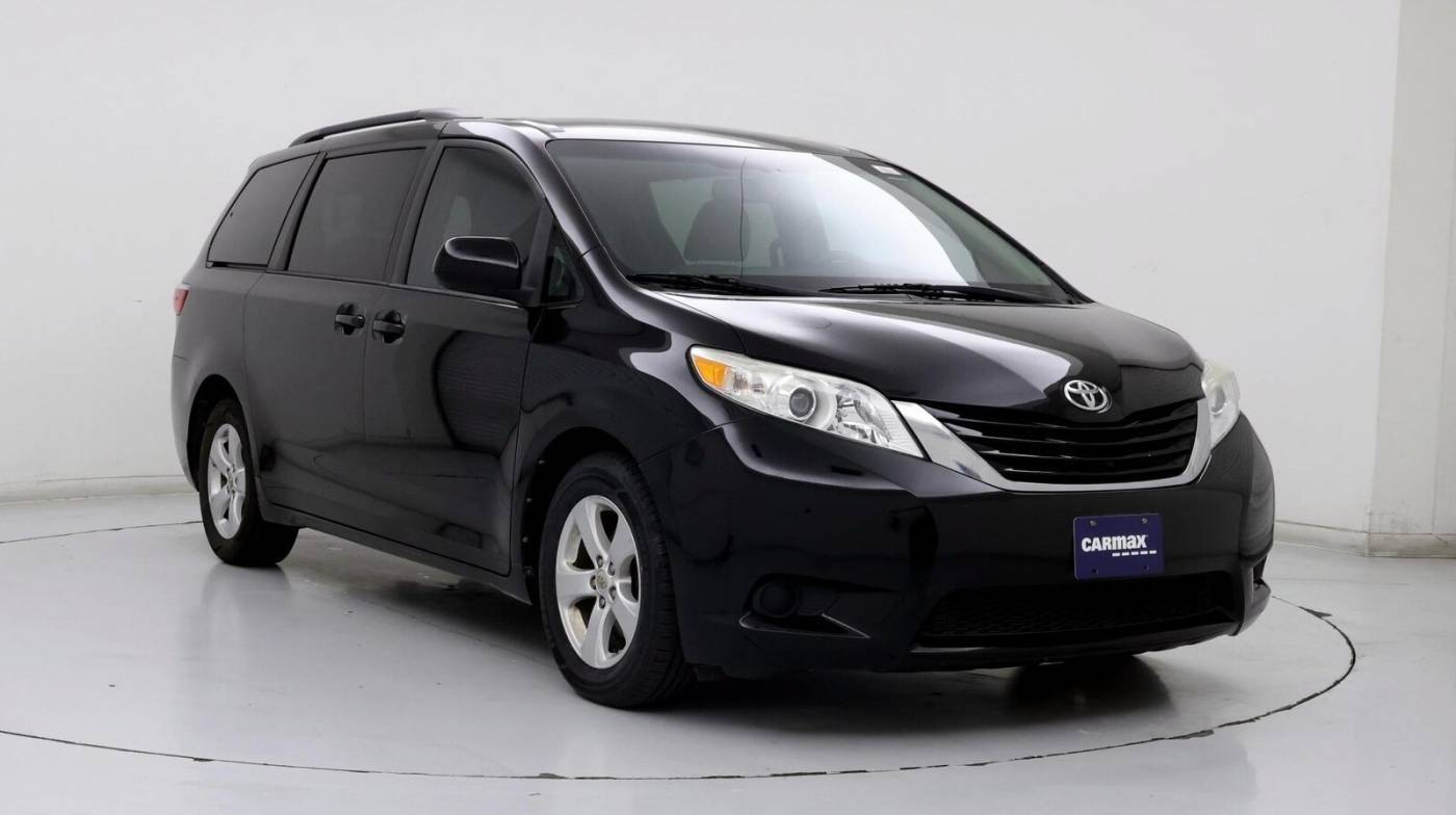 2015 Toyota Sienna LE — Minivan — 110,389 mi — Richmond, TX