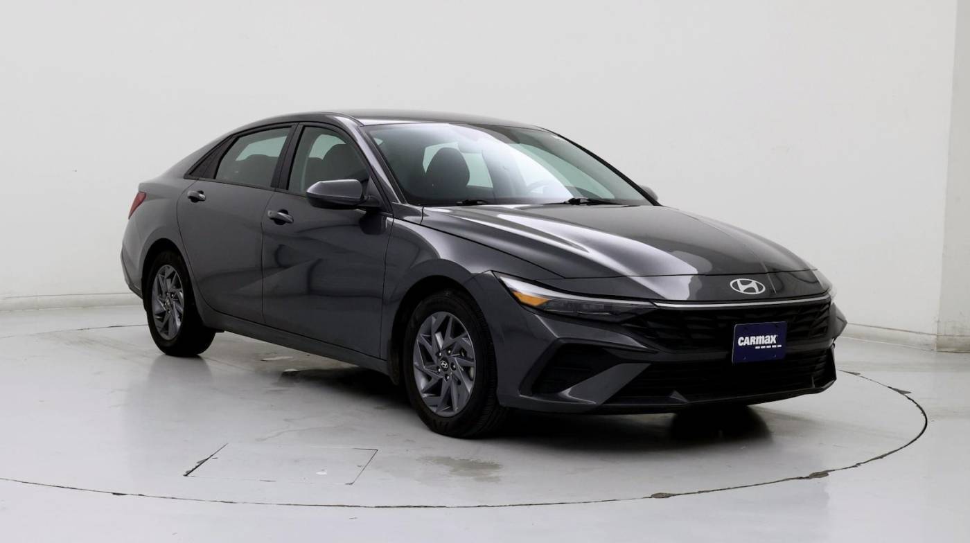 2024 Hyundai Elantra SEL — Sedan — 11,979 mi — Richmond, TX