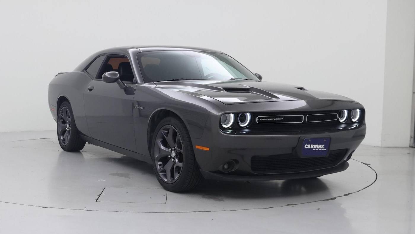 2016 Dodge Challenger SXT Plus