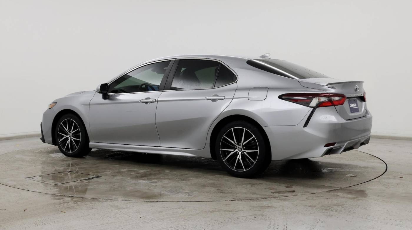 2022 Toyota Camry SE — Sedan — 49,396 mi — Gaithersburg, MD