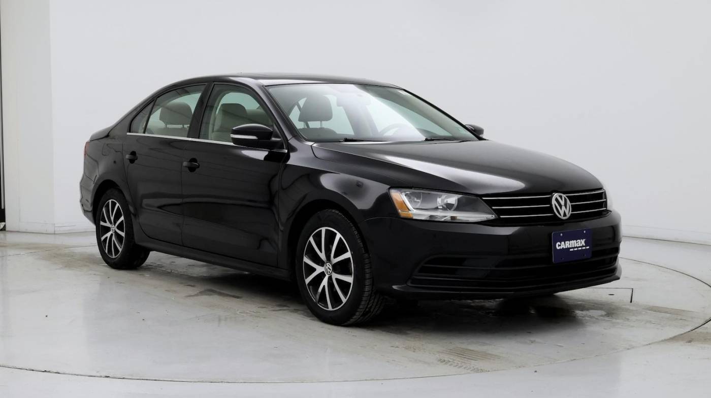2017 Volkswagen Jetta 1.4T SE — Sedan — 110,944 mi — Gaithersburg, MD