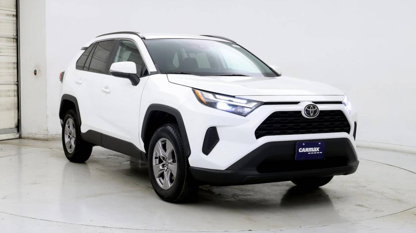 2022 Toyota RAV4 XLE — SUV — 40,409 mi — Gaithersburg, MD
