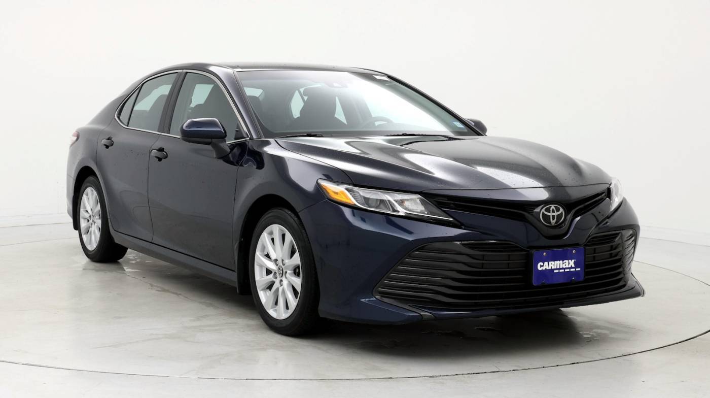 2018 Toyota Camry LE — Sedan — 26,438 mi — Gaithersburg, MD