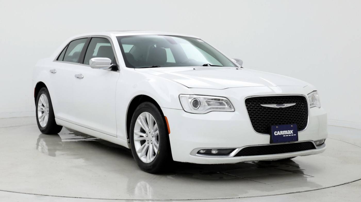 2016 Chrysler 300 C — Sedan — 70,823 mi — Gaithersburg, MD
