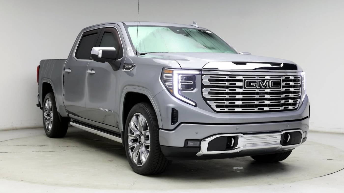 2023 GMC Sierra 1500 Denali — Pickup Truck — 19,282 mi — Maplewood, MN