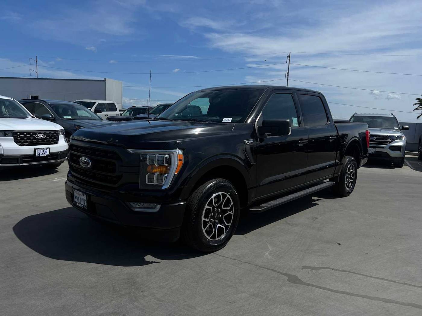 2023 Ford F-150 XLT — Pickup Truck — 25,289 mi — Hawthorne, CA