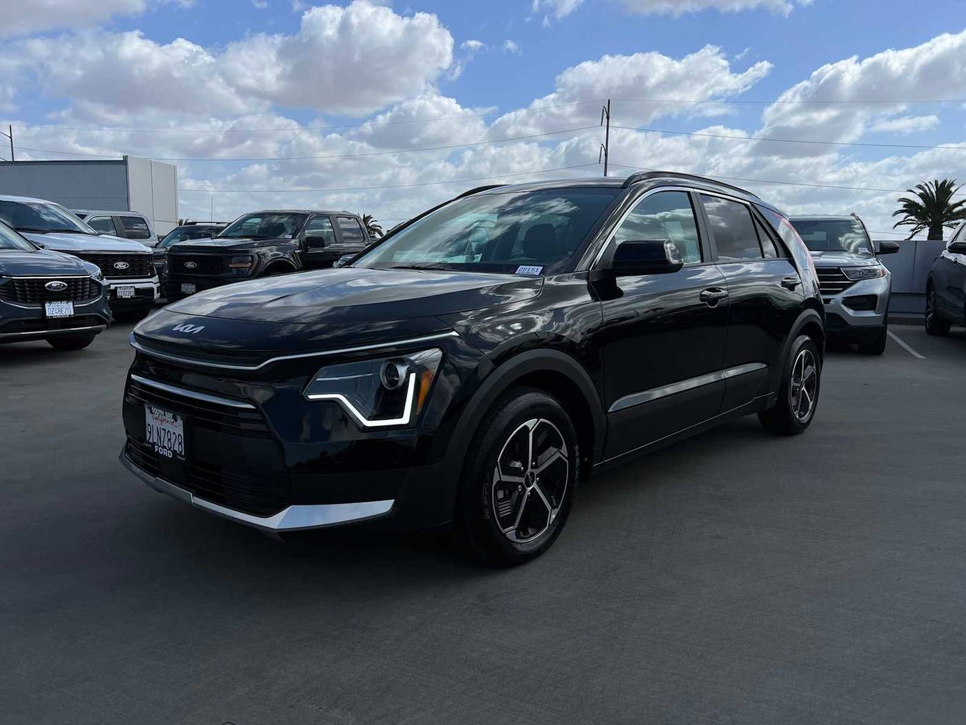 2024 Kia Niro Hybrid EX — SUV — 2,519 mi — Hawthorne, CA