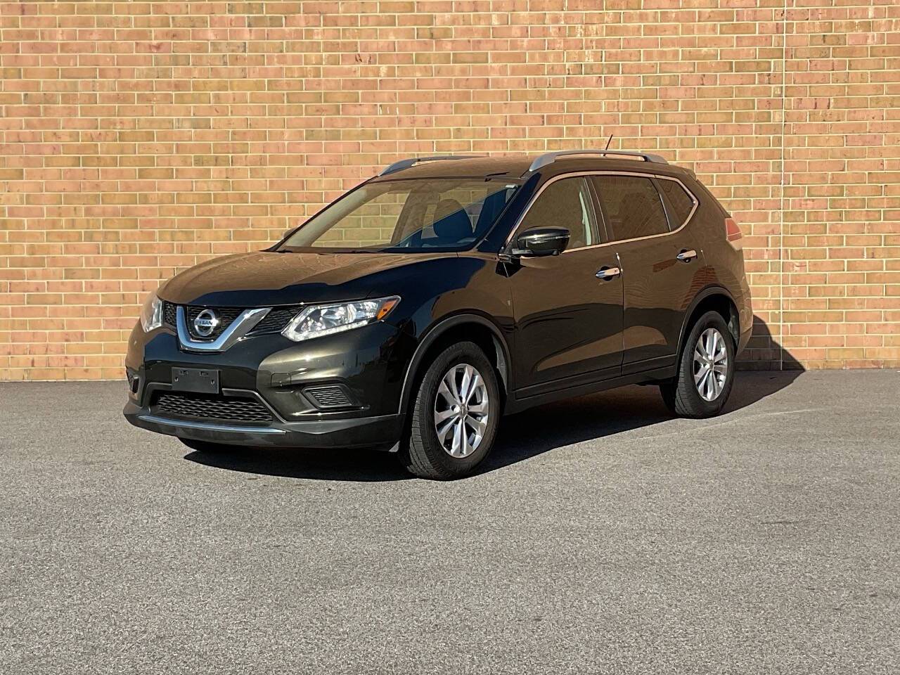 2016 Nissan Rogue SV — SUV — 76,234 mi — Laurel, MD