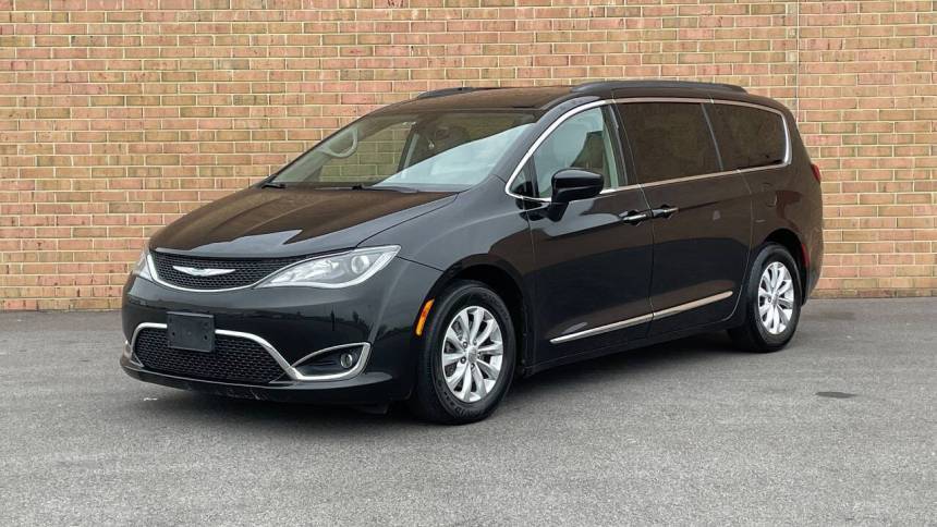 2017 Chrysler Pacifica Touring L — Minivan — 115,020 mi — Laurel, MD