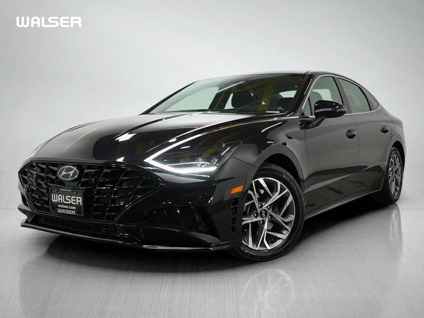 2023 Hyundai Sonata SEL — Sedan — 24,957 mi — Brooklyn Park, MN