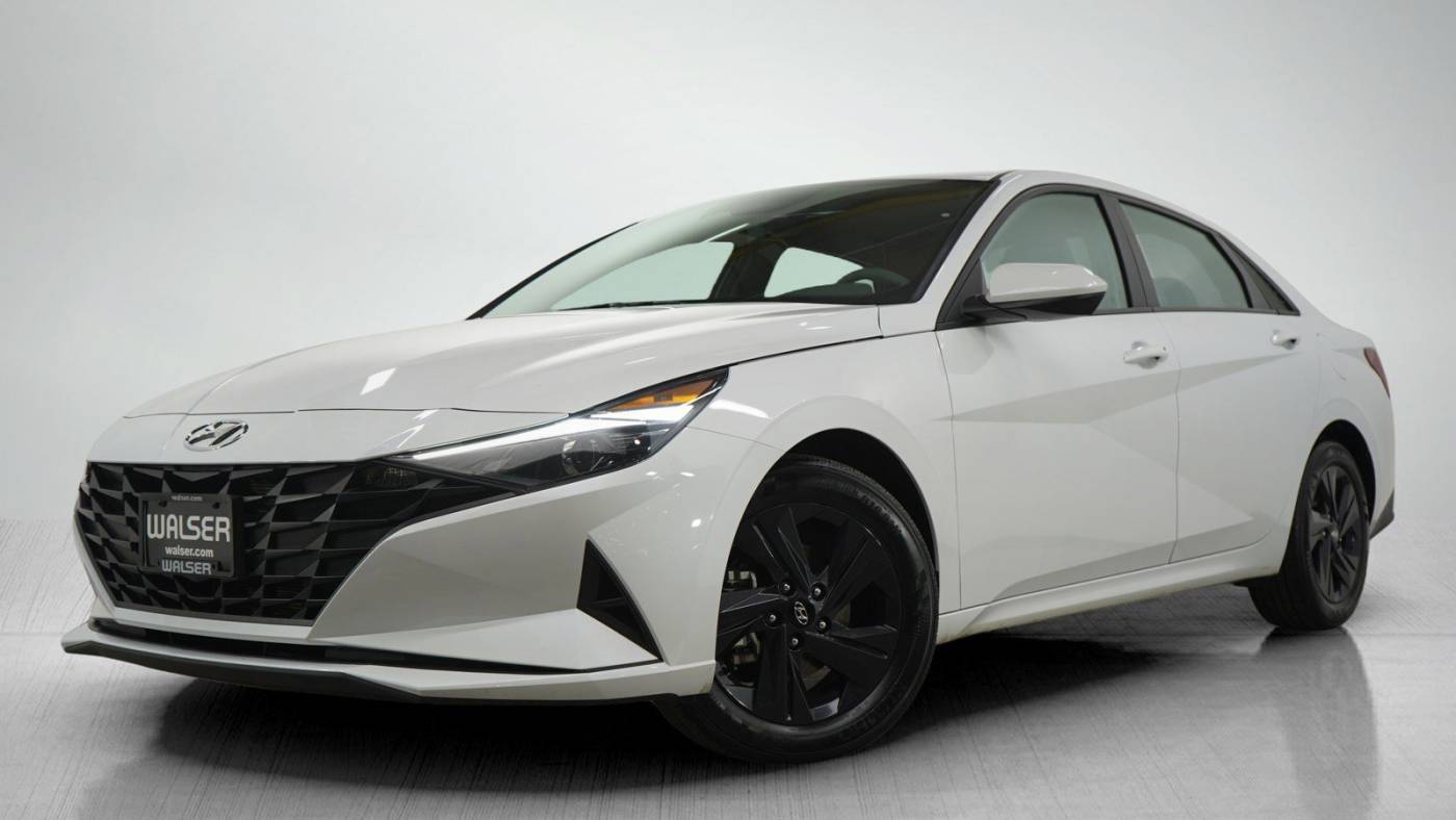 2022 Hyundai Elantra SEL — Sedan — 18,973 mi — Brooklyn Park, MN
