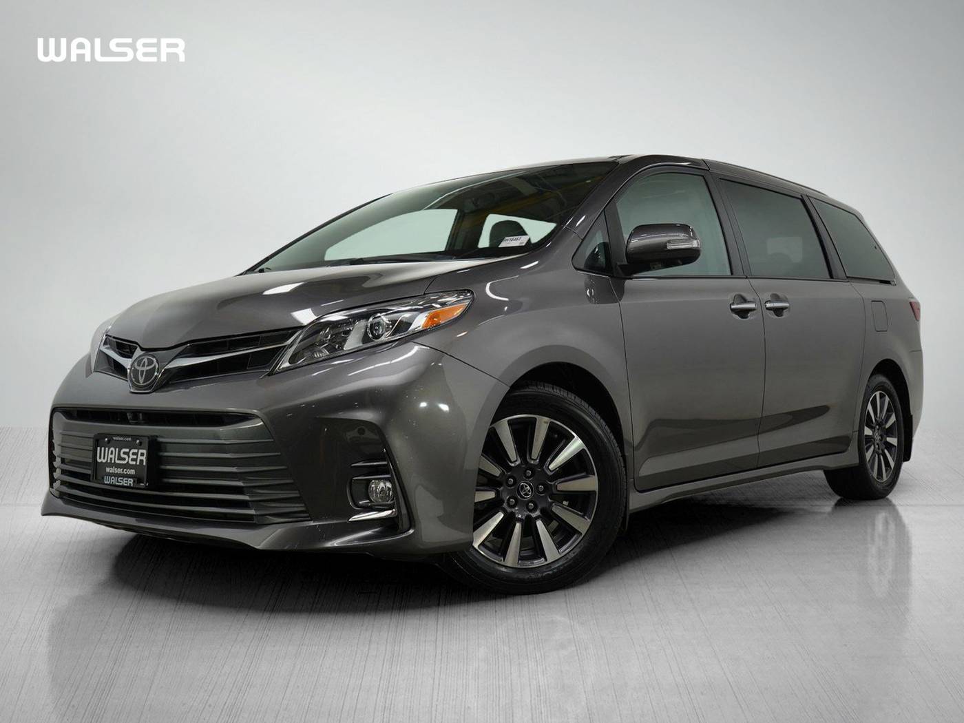 2020 Toyota Sienna Limited — Minivan — 37,073 mi — Brooklyn Park, MN