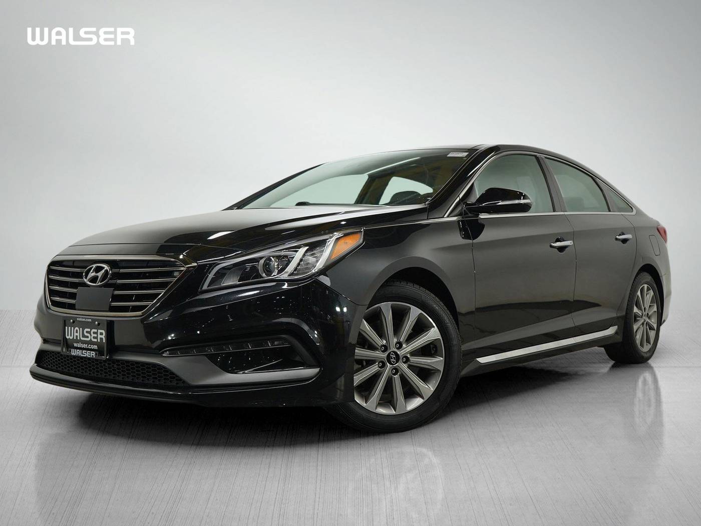 2016 Hyundai Sonata Limited — Sedan — 102,120 mi — Brooklyn Park, MN