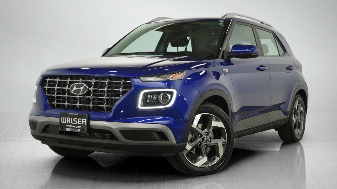 2022 Hyundai Venue Limited — SUV — 3,583 mi — Brooklyn Park, MN