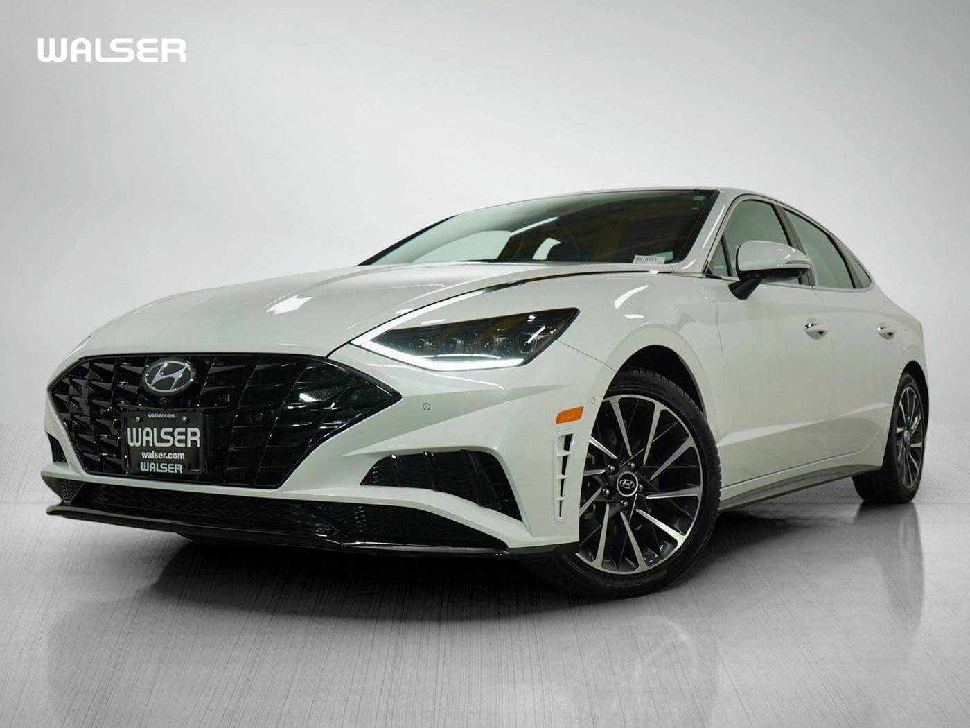 2023 Hyundai Sonata Limited — Sedan — 29,261 mi — Brooklyn Park, MN