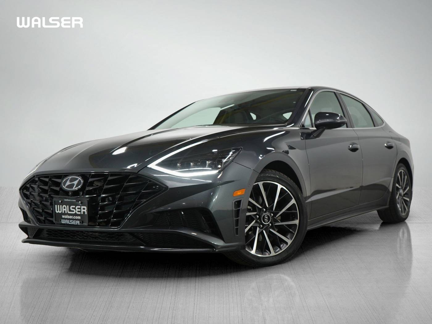 2022 Hyundai Sonata Limited — Sedan — 68,467 mi — Brooklyn Park, MN