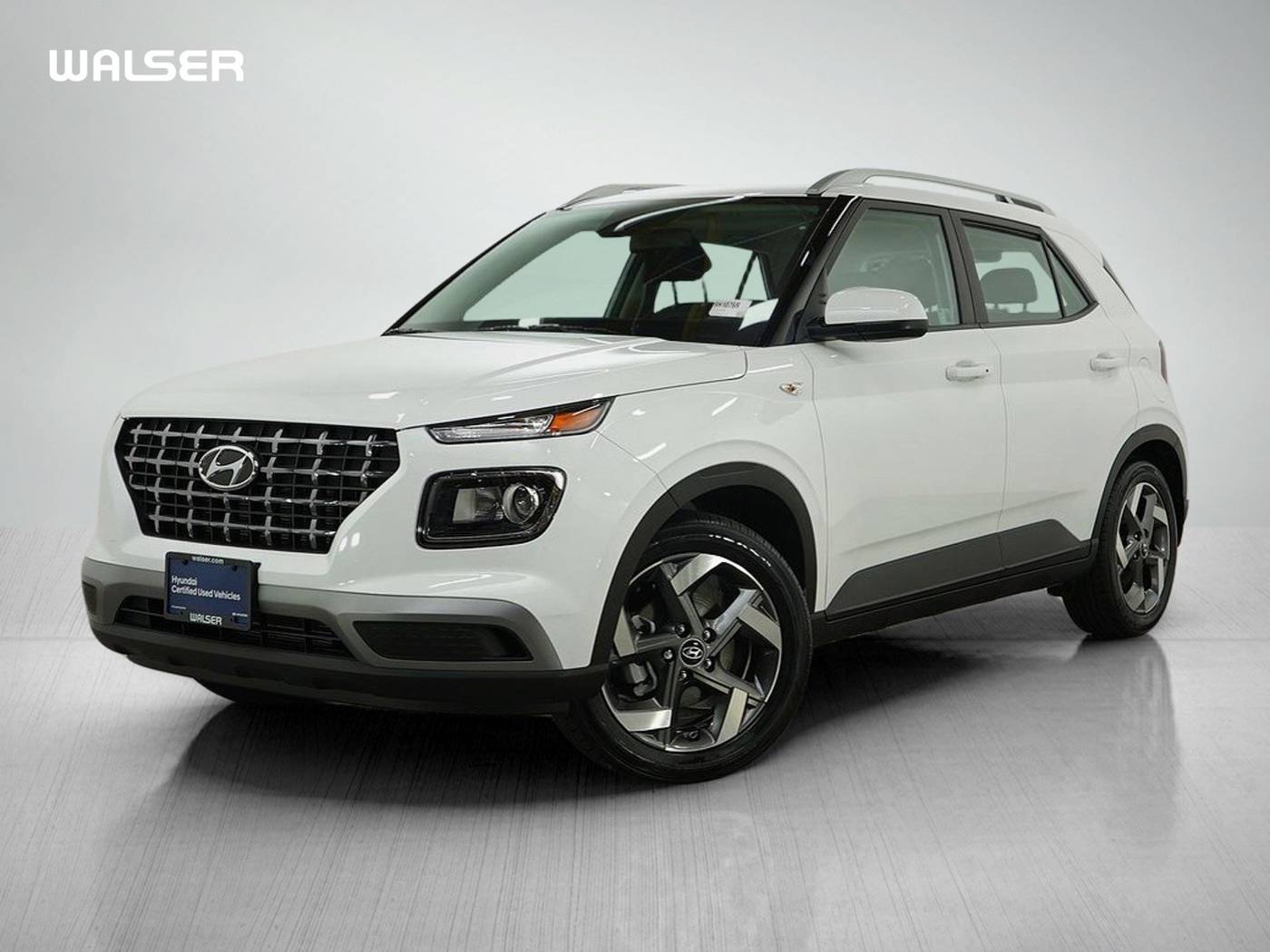 2025 Hyundai Venue SEL — SUV — 6,149 mi — Brooklyn Park, MN