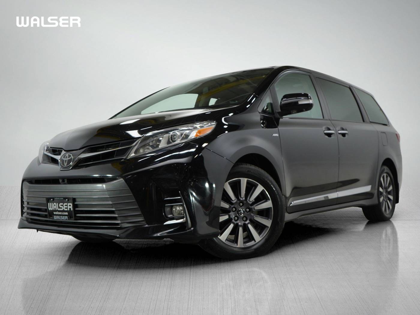 2018 Toyota Sienna Limited — Minivan — 160,263 mi — Brooklyn Park, MN