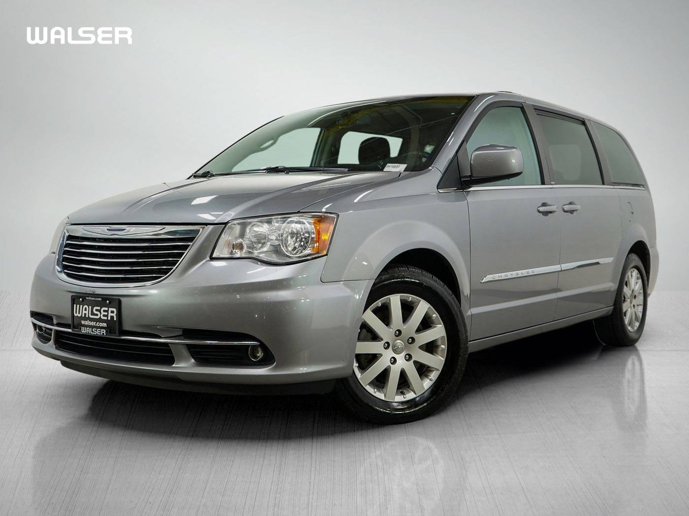 2014 Chrysler Town & Country Touring — Minivan — 109,068 mi — Brooklyn Park, MN