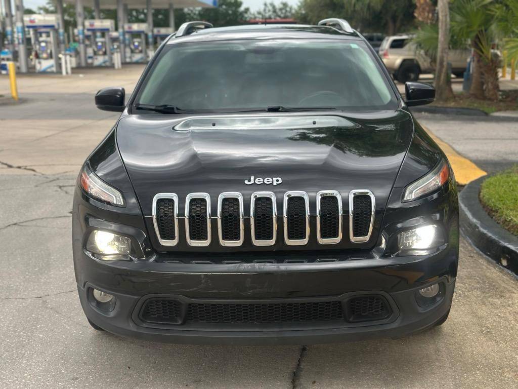 2017 Jeep Cherokee Latitude — SUV — 133,935 mi — Tampa, FL