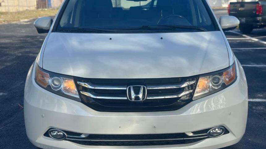 2014 Honda Odyssey Touring — Minivan — 113,749 mi — Tampa, FL