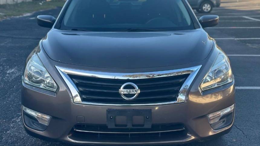 2015 Nissan Altima 2.5 S — Sedan — 141,170 mi — Tampa, FL