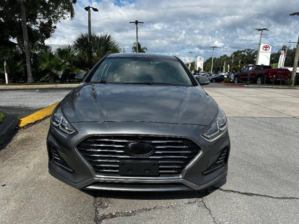 2018 Hyundai Sonata Hybrid SE — Sedan — 99,650 mi — Tampa, FL