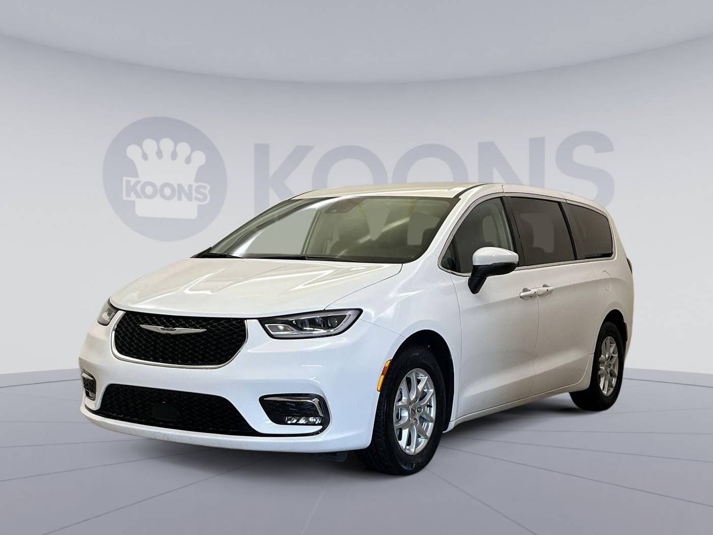 2023 Chrysler Pacifica Touring L — Minivan — 58,207 mi — Annapolis, MD