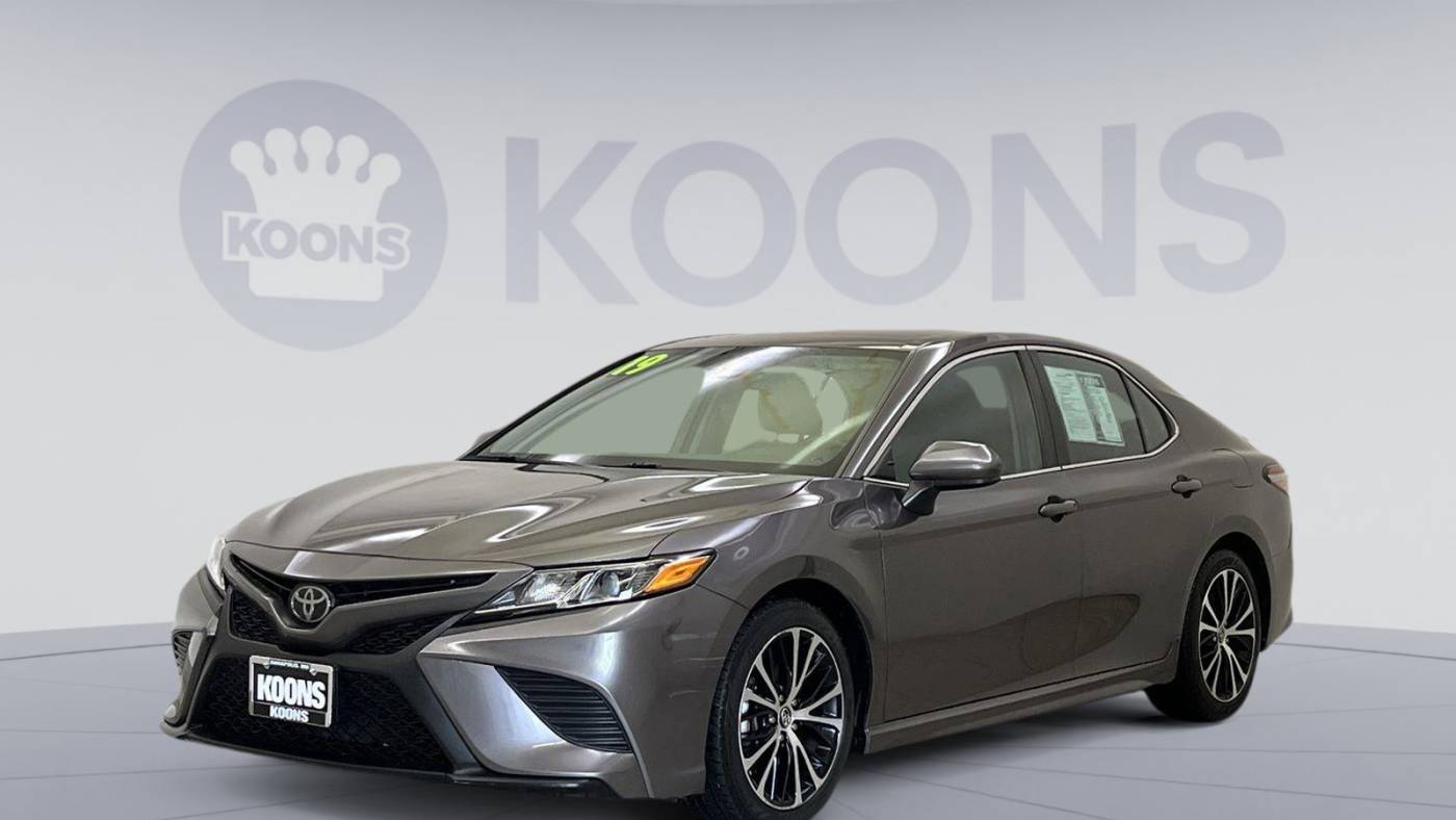 2019 Toyota Camry LE — Sedan — 87,829 mi — Annapolis, MD