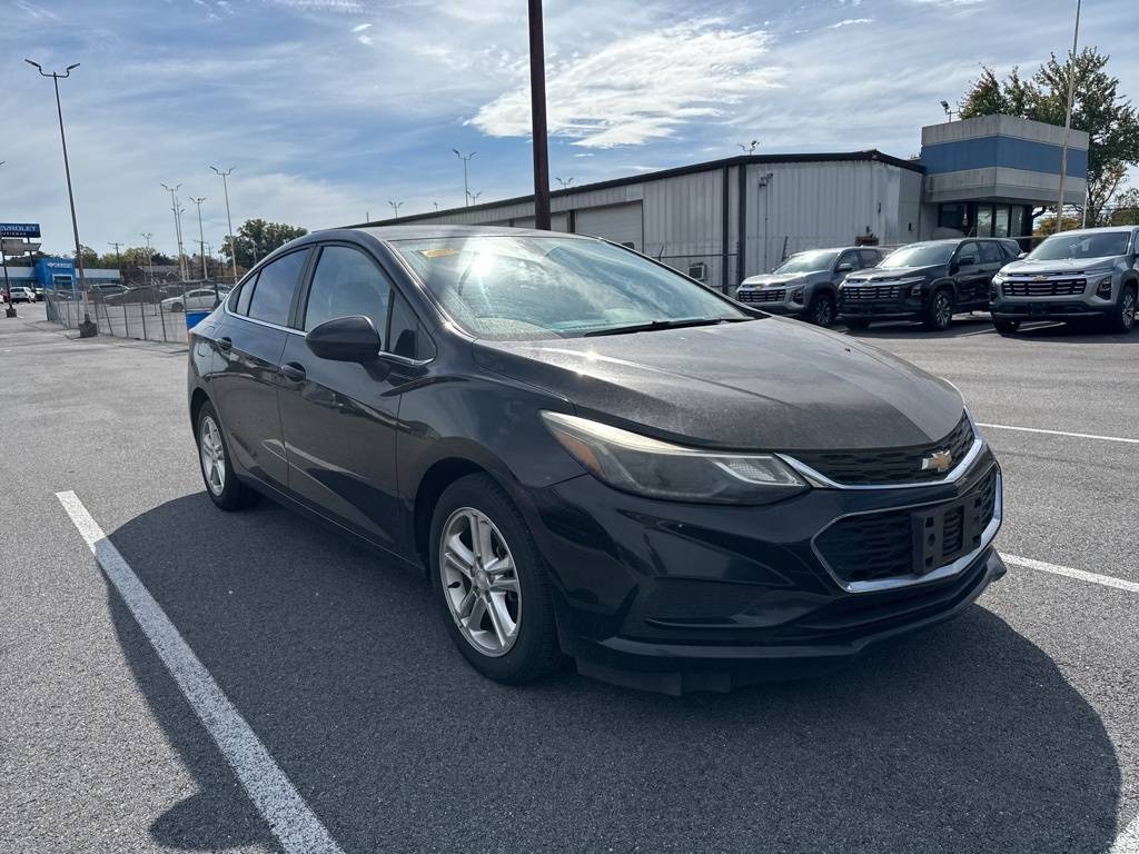 2017 Chevrolet Cruze LT — Sedan — 152,471 mi — Marlow Heights, MD